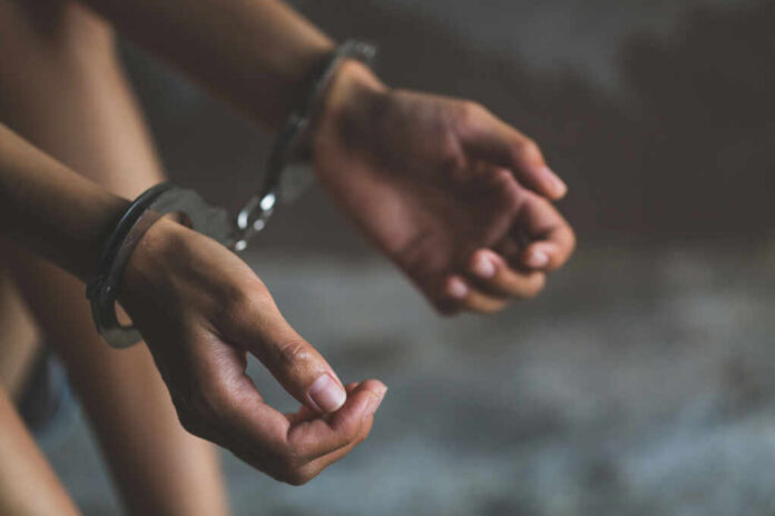 hands-in-handcuff-female-prisoner1247289790jpg
